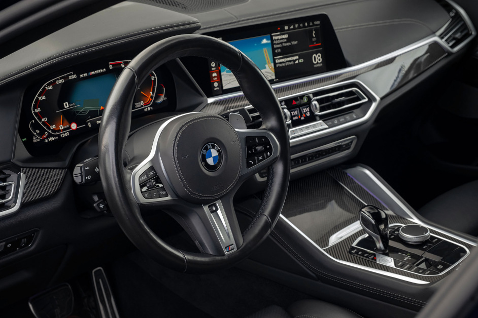 Аренда BMW X6 M50d в Санкт-Петербурге