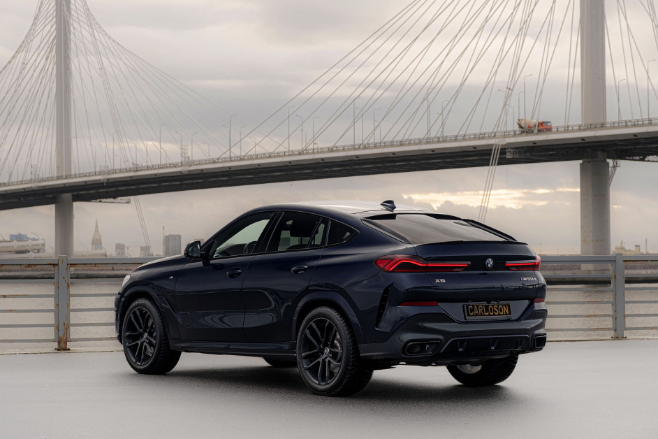 Аренда BMW X6 M50d в Санкт-Петербурге