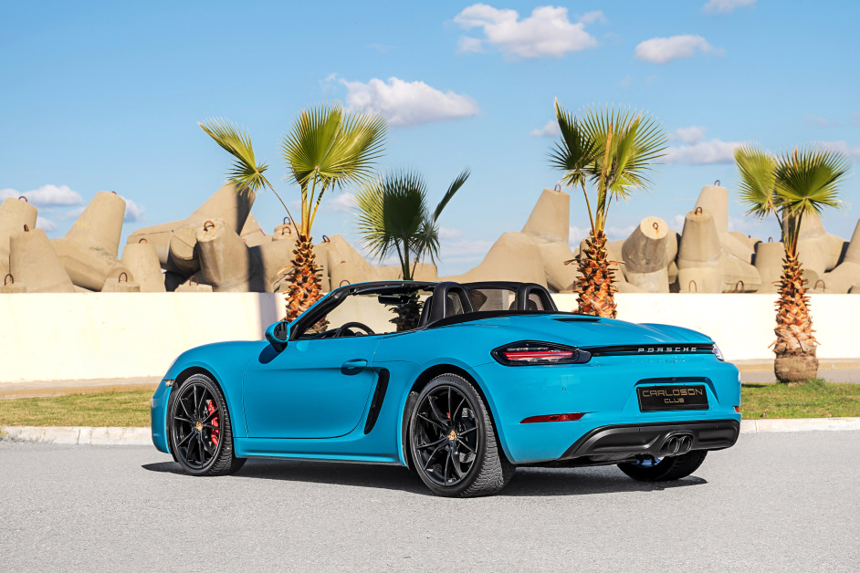 Аренда Porsche 718 Boxster S в Сочи