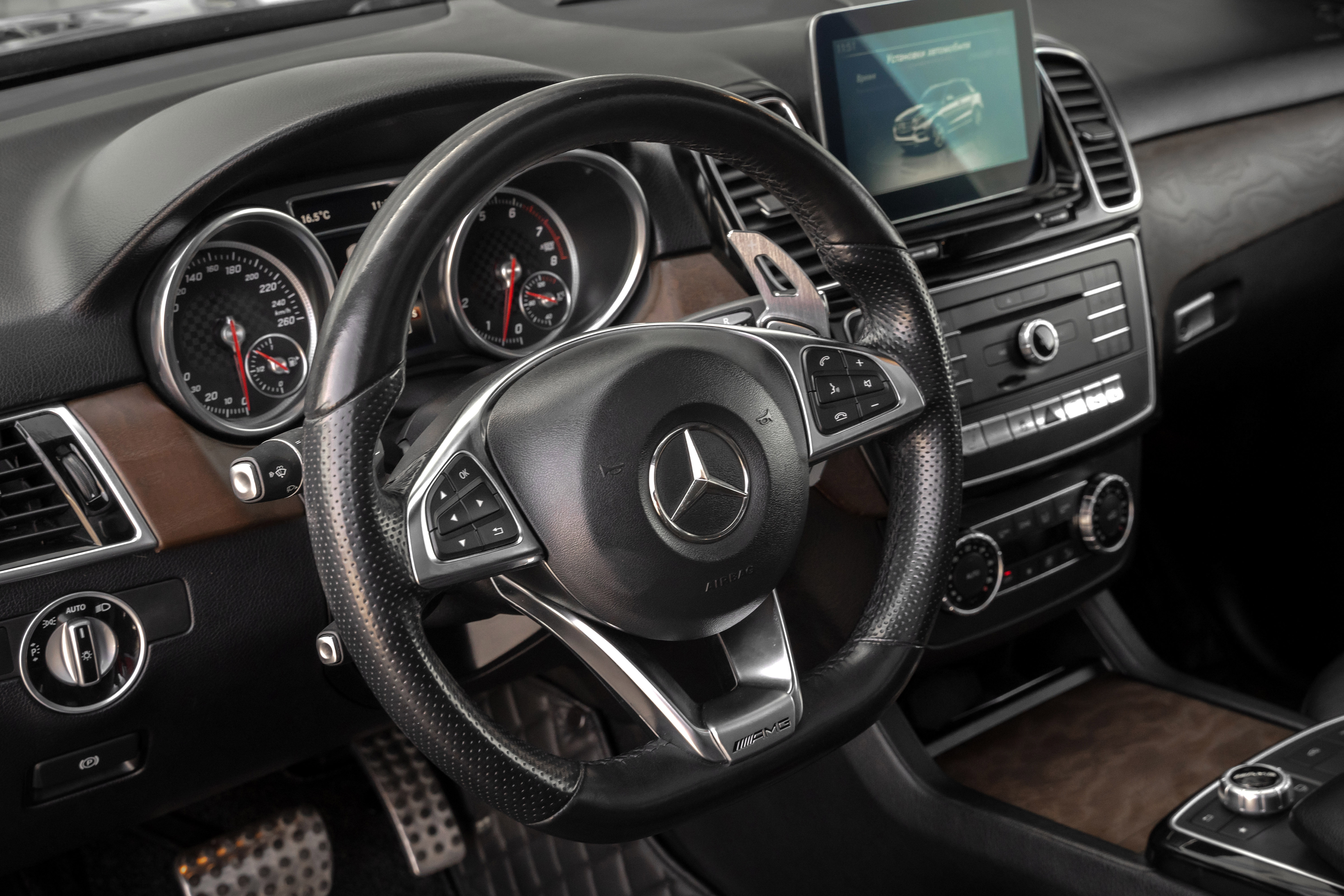 Аренда Mercedes GLE 400 в Сочи