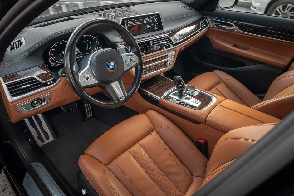 Аренда BMW 730d xDrive в Москве