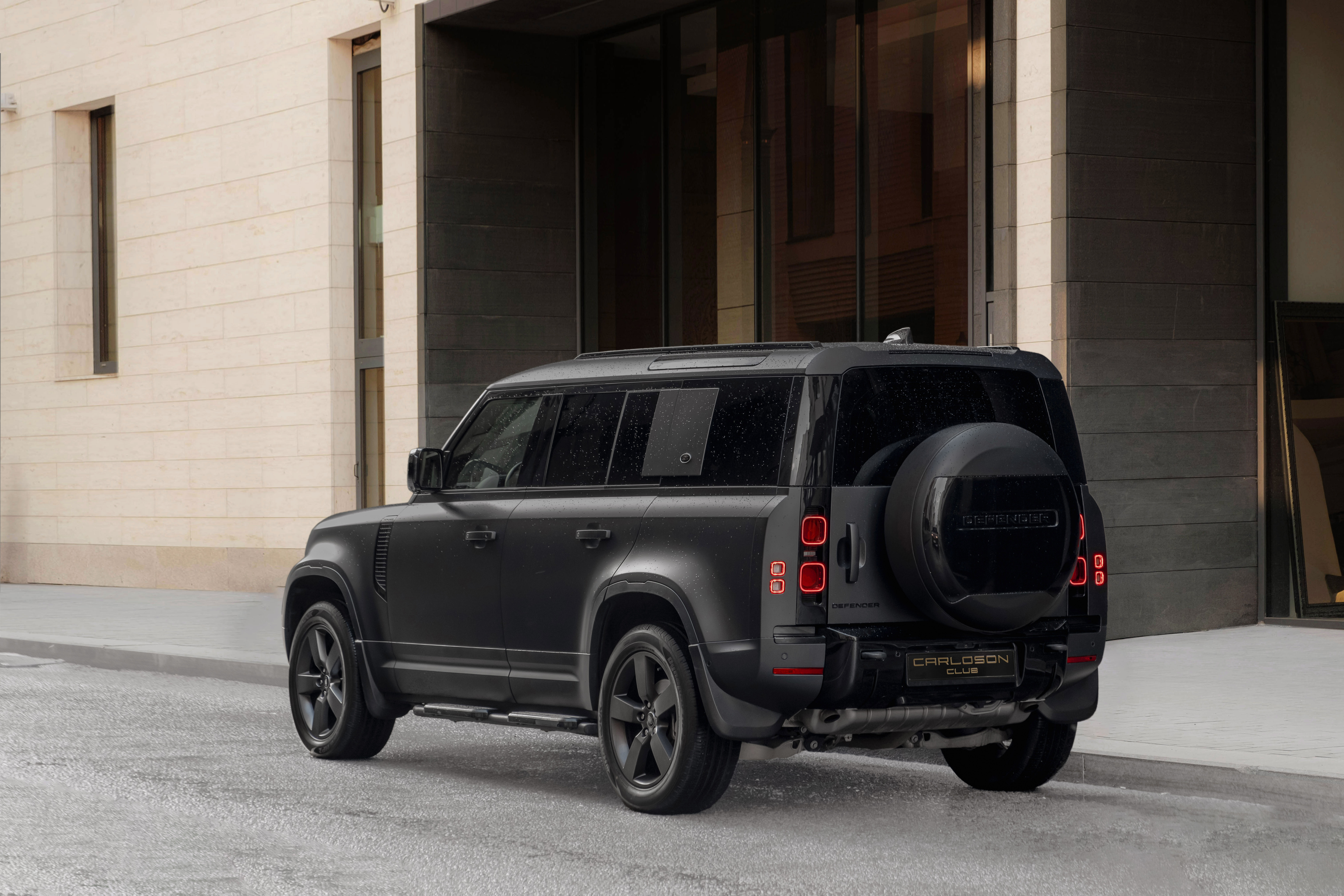 Аренда Land Rover Defender в Москве