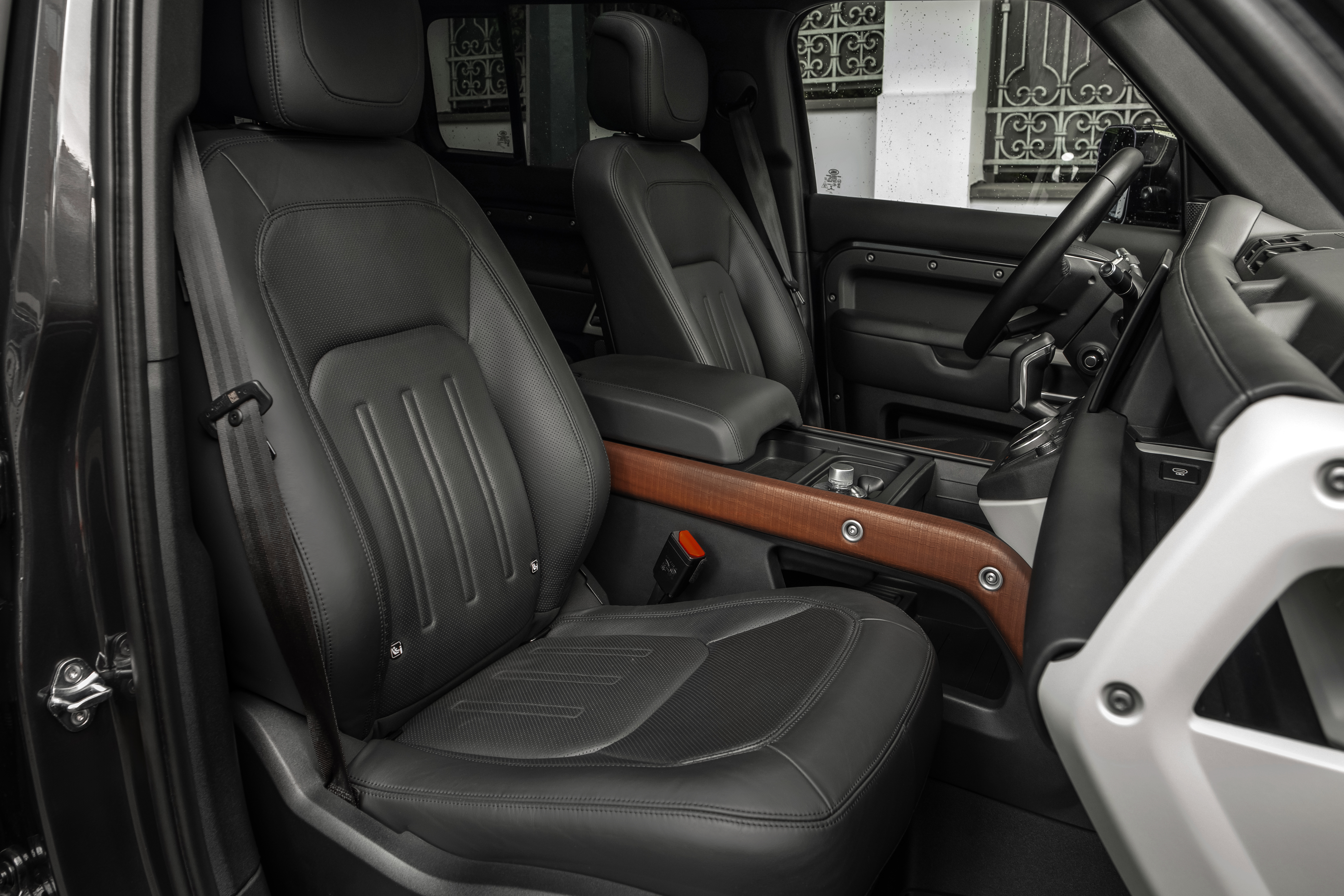 Аренда Land Rover Defender в Москве