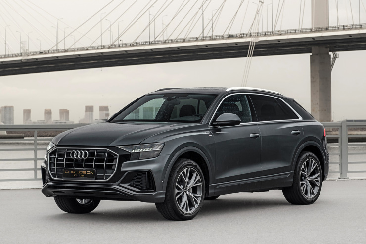 Аренда Audi Q8 в Санкт-Петербурге