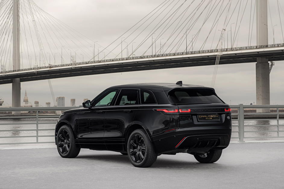 Аренда Range Rover Velar  R-dynamic в Санкт-Петербурге