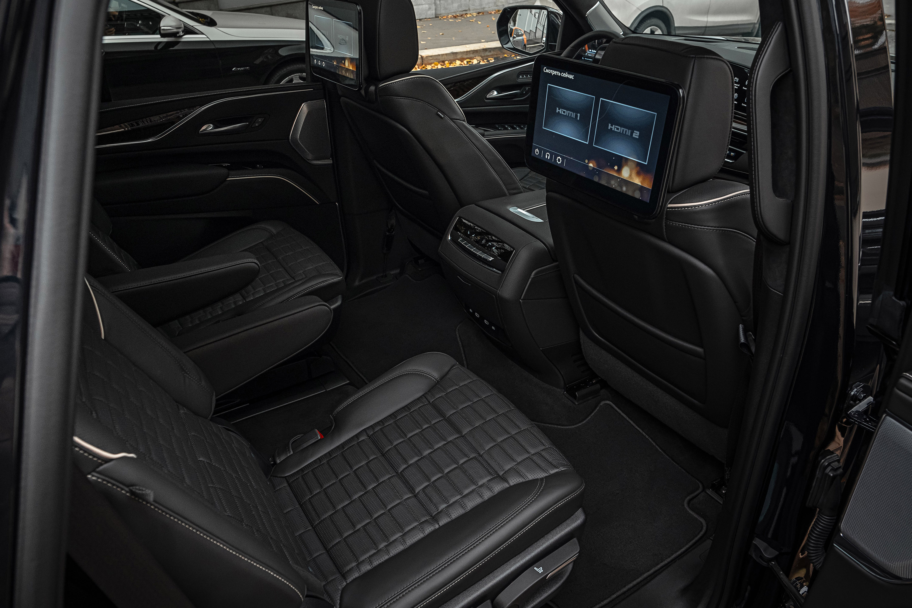 Аренда Cadillac Escalade в Москве