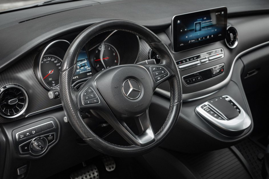 Аренда Mercedes V300d 4matic в Москве