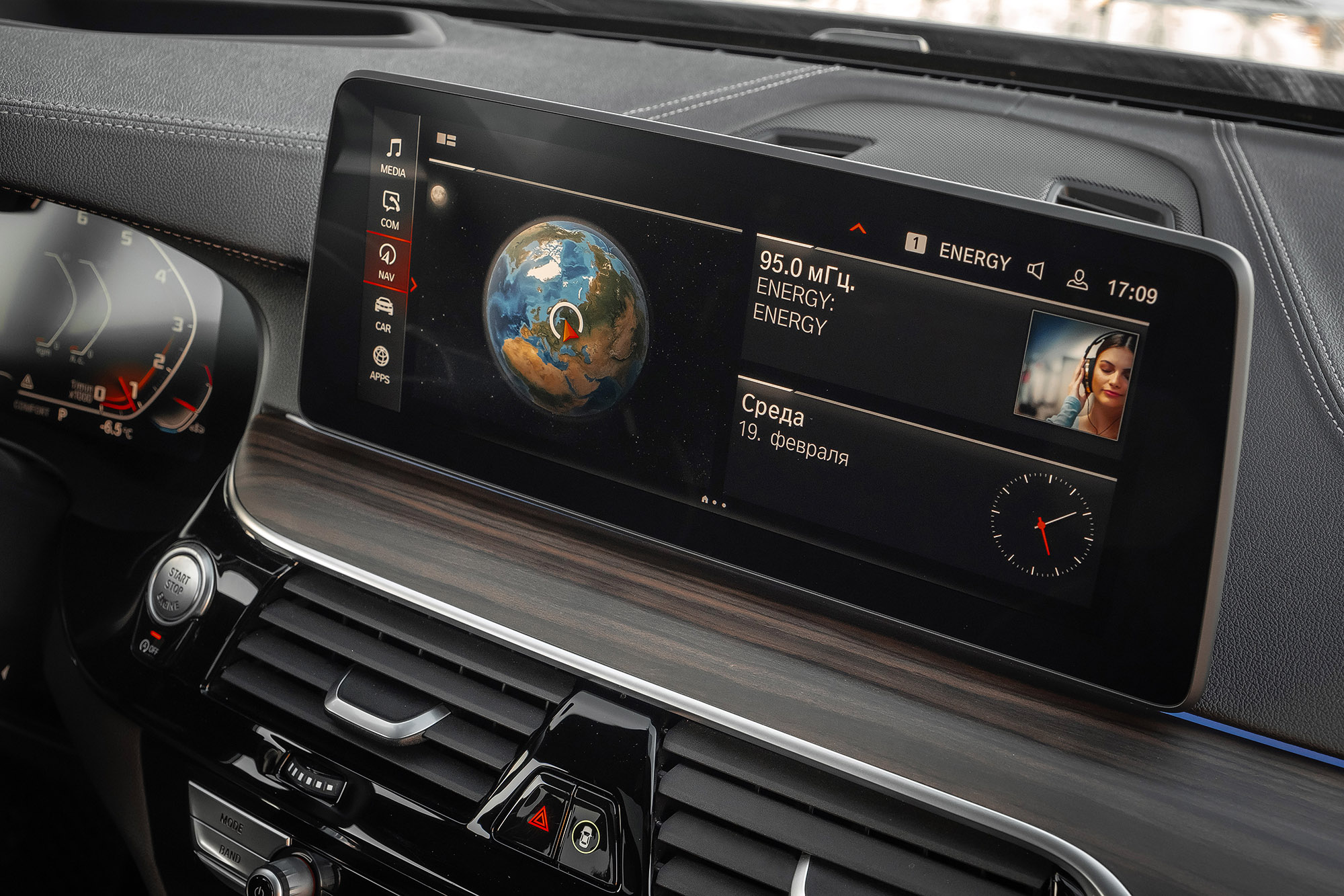 Аренда BMW 530i xDrive в Санкт-Петербурге