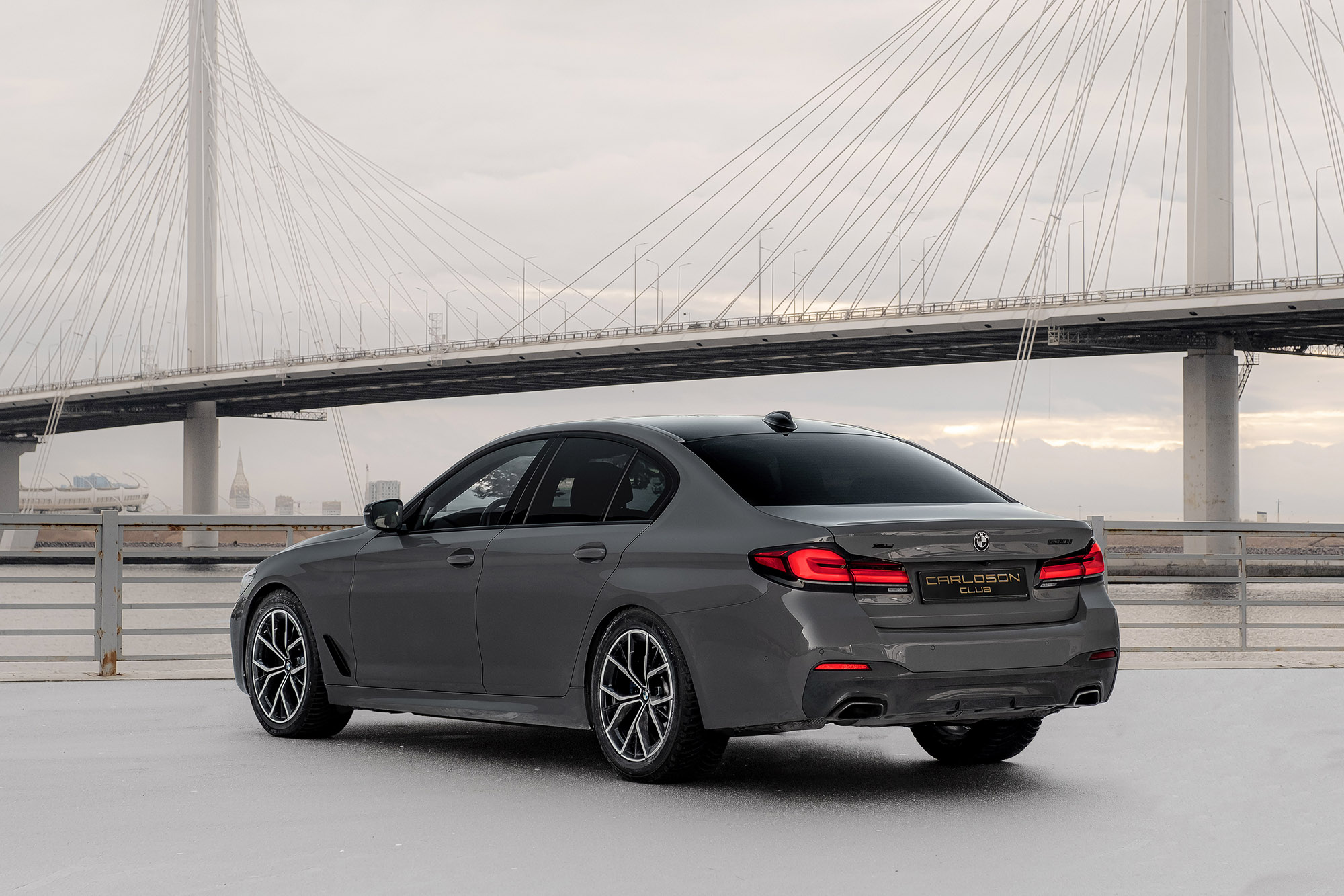 Аренда BMW 530i xDrive в Санкт-Петербурге