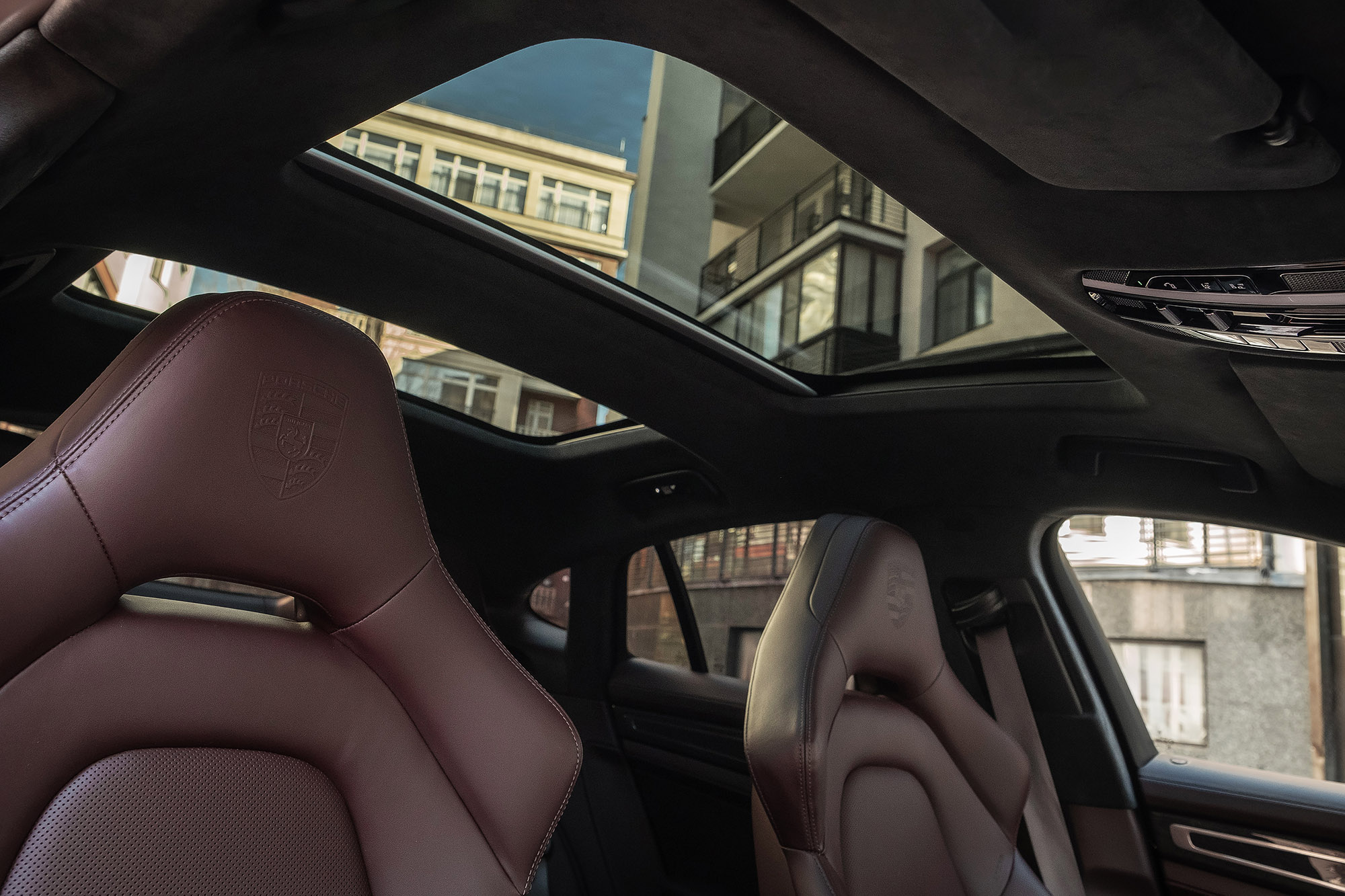 Аренда Porsche Panamera GTS в Москве