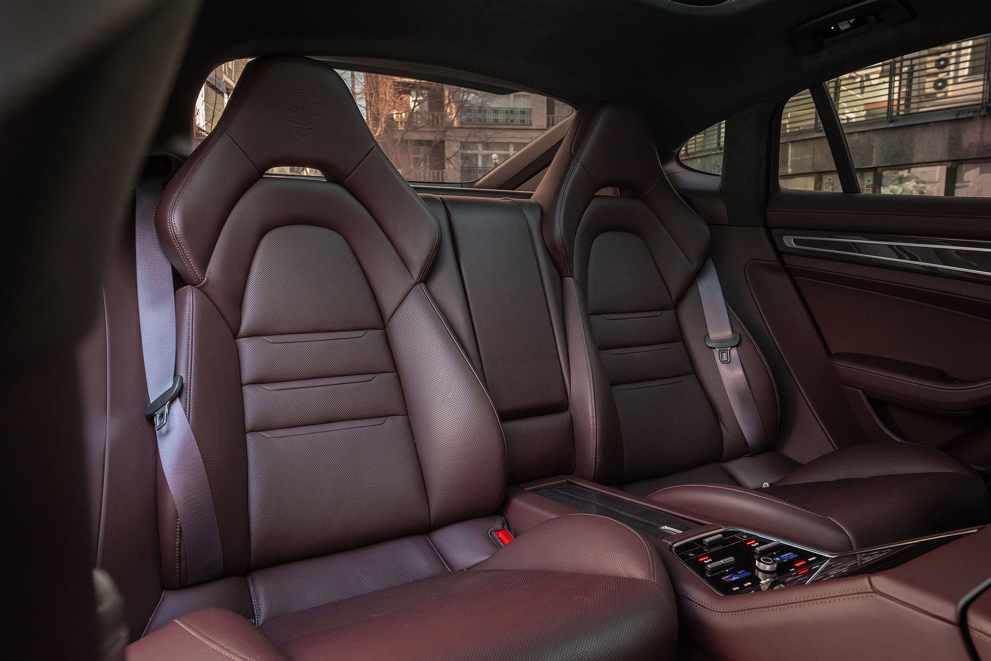 Аренда Porsche Panamera GTS в Москве