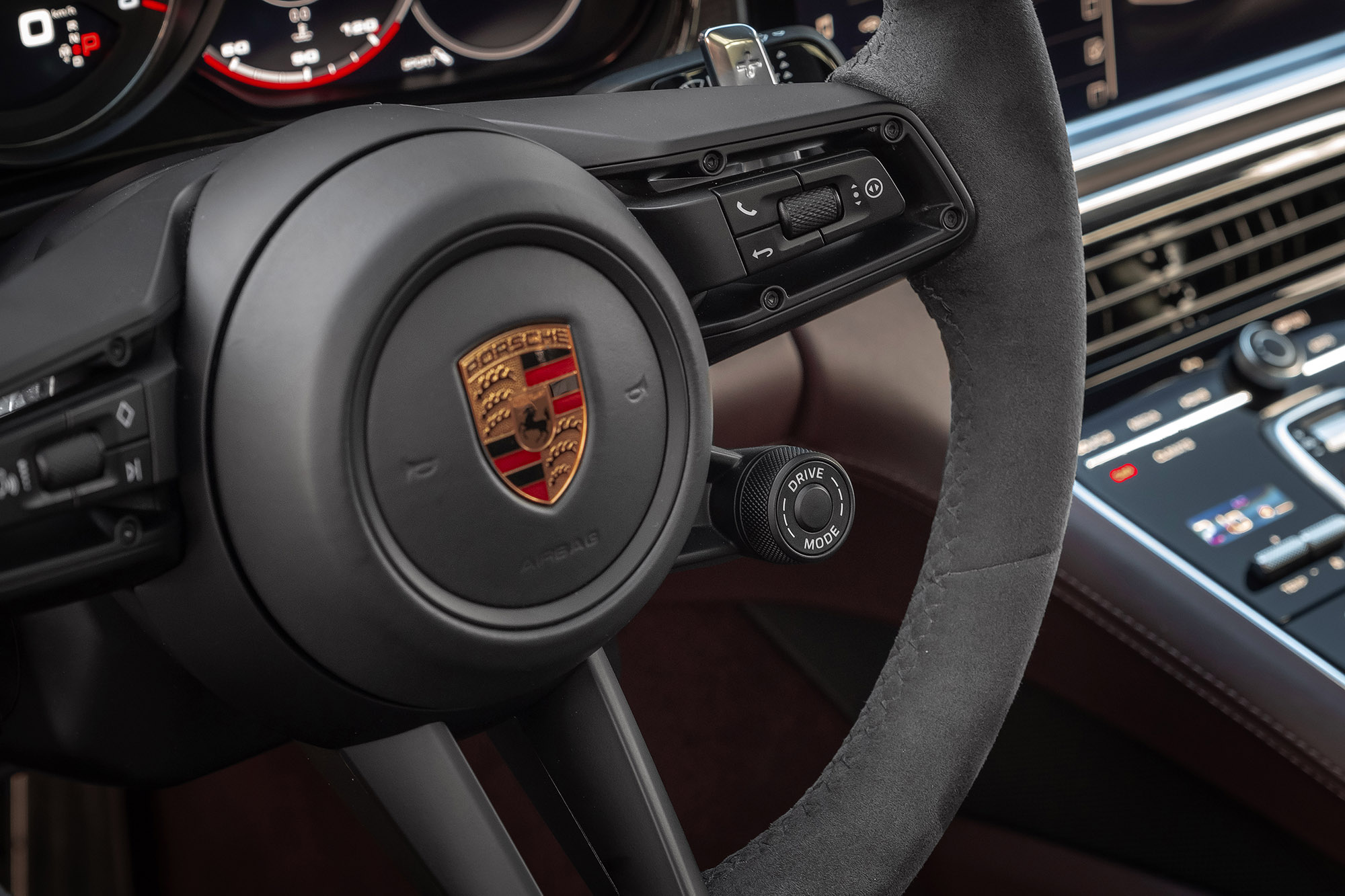 Аренда Porsche Panamera GTS в Москве