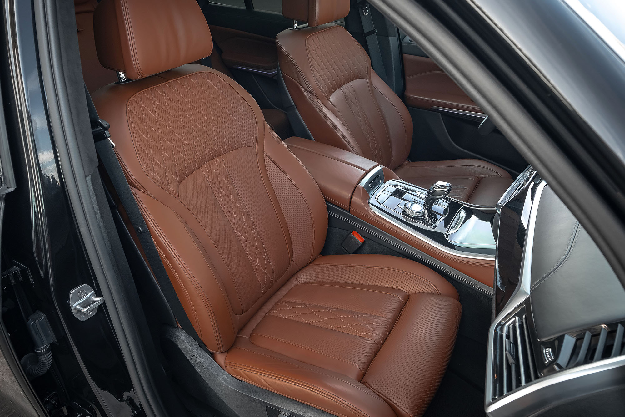 Аренда BMW X5 M50d в Санкт-Петербурге