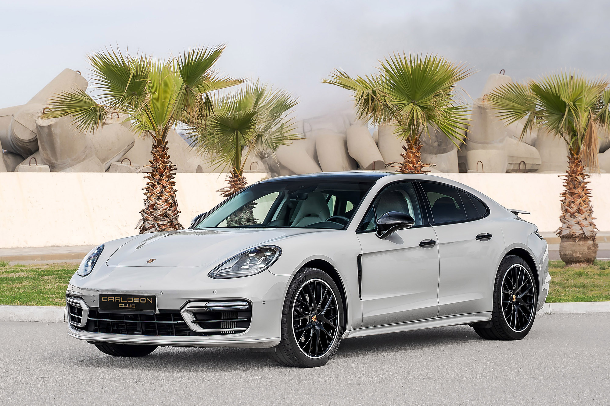Аренда Porsche Panamera 4 в Сочи