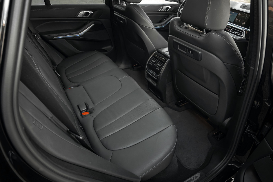 Аренда BMW X5 40i xDrive в Санкт-Петербурге