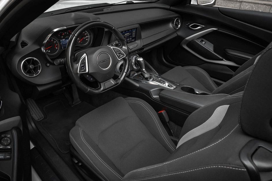 Аренда Chevrolet Camaro Cabrio в Москве