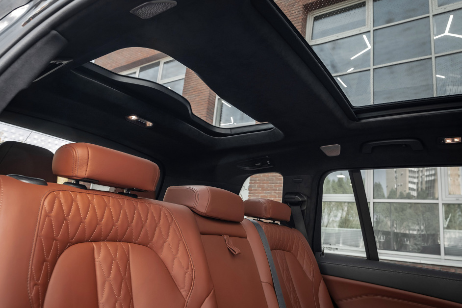 Аренда BMW X7 M60i в Москве