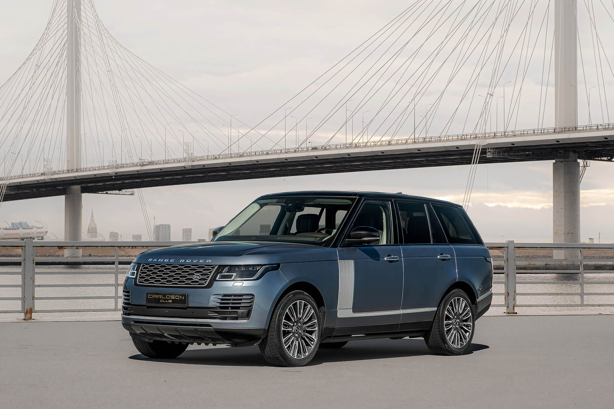 Аренда Range Rover  в Санкт-Петербурге