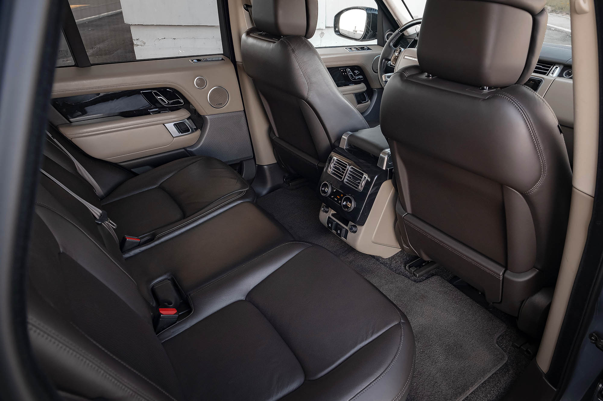 Аренда Range Rover  в Санкт-Петербурге