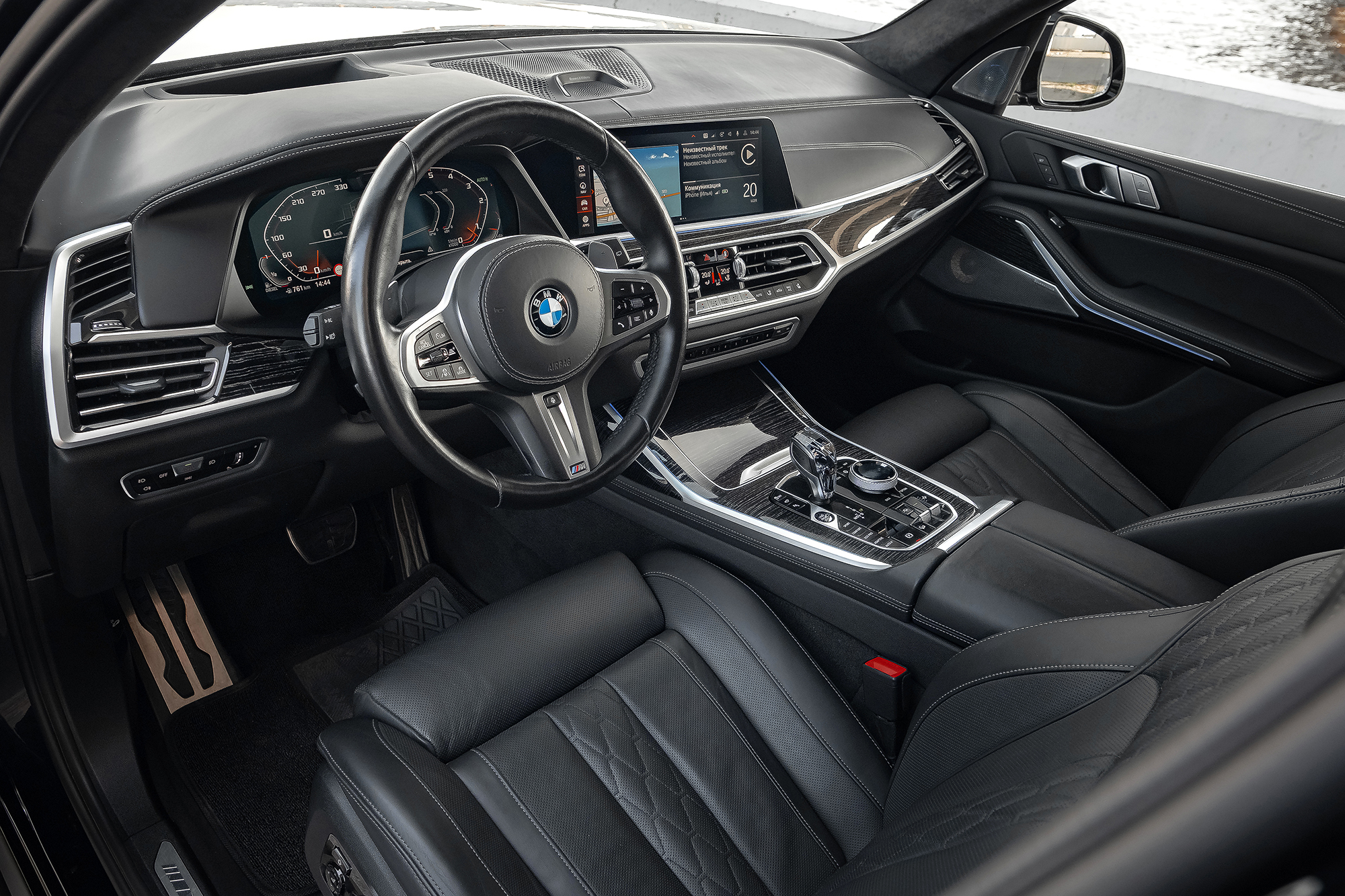 Аренда BMW 40d xDrive в Санкт-Петербурге