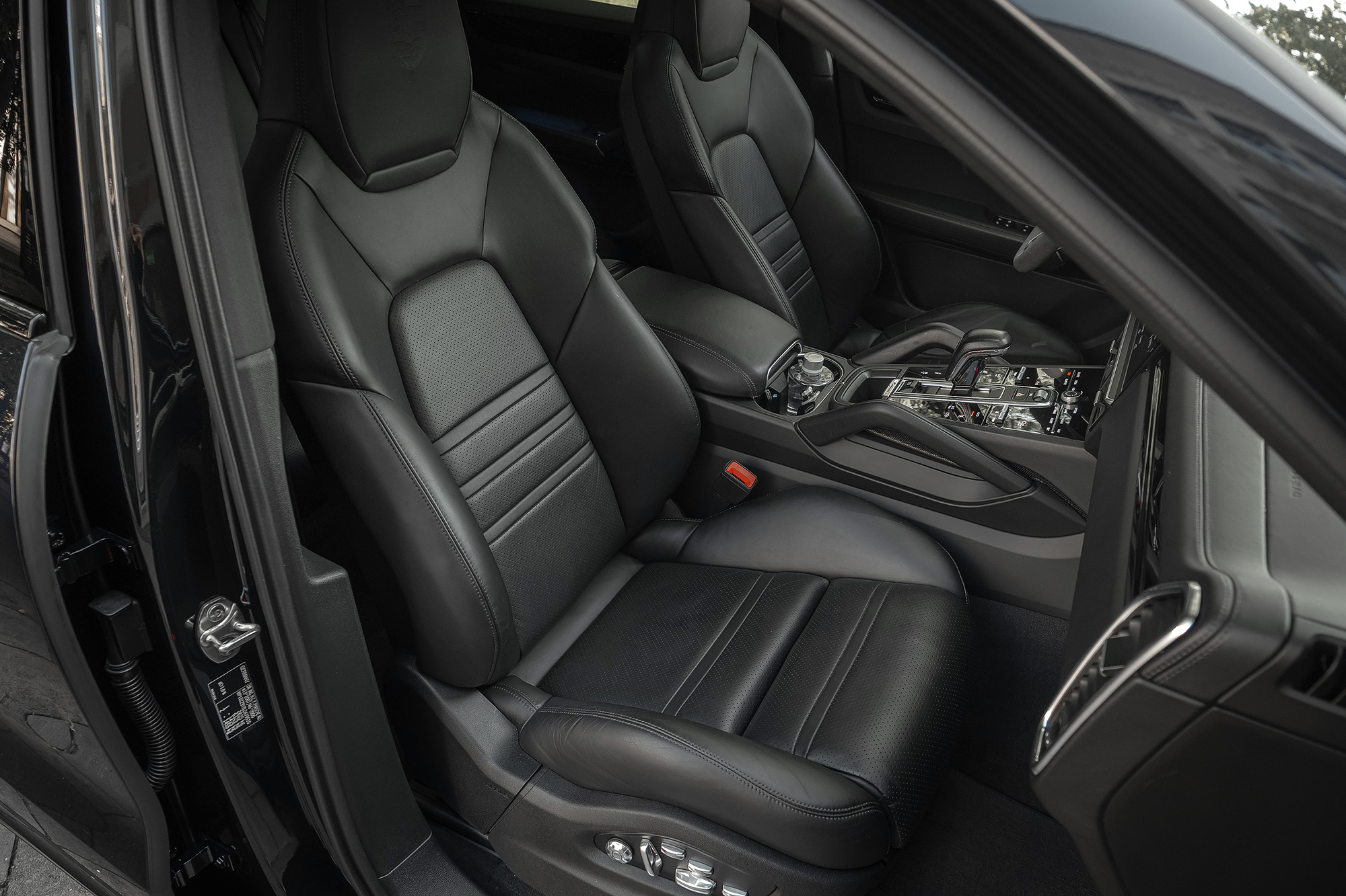 Аренда Porsche Cayenne Coupe S в Москве