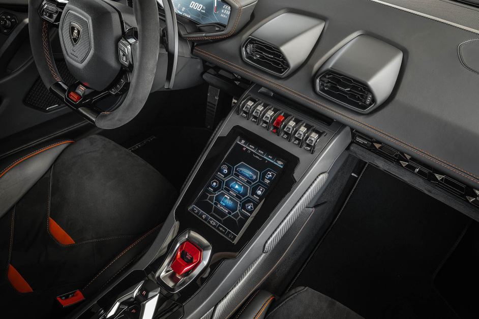 Аренда Lamborghini Huracan в Москве