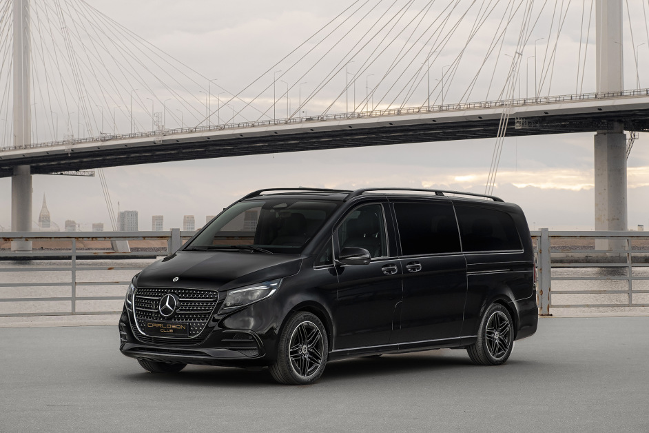 Аренда Mercedes V300d 4Matic в Санкт-Петербурге
