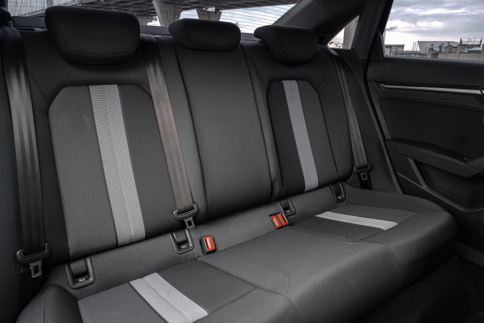 Аренда Audi A3 в Санкт-Петербурге