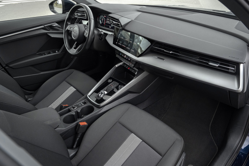 Аренда Audi A3 в Санкт-Петербурге