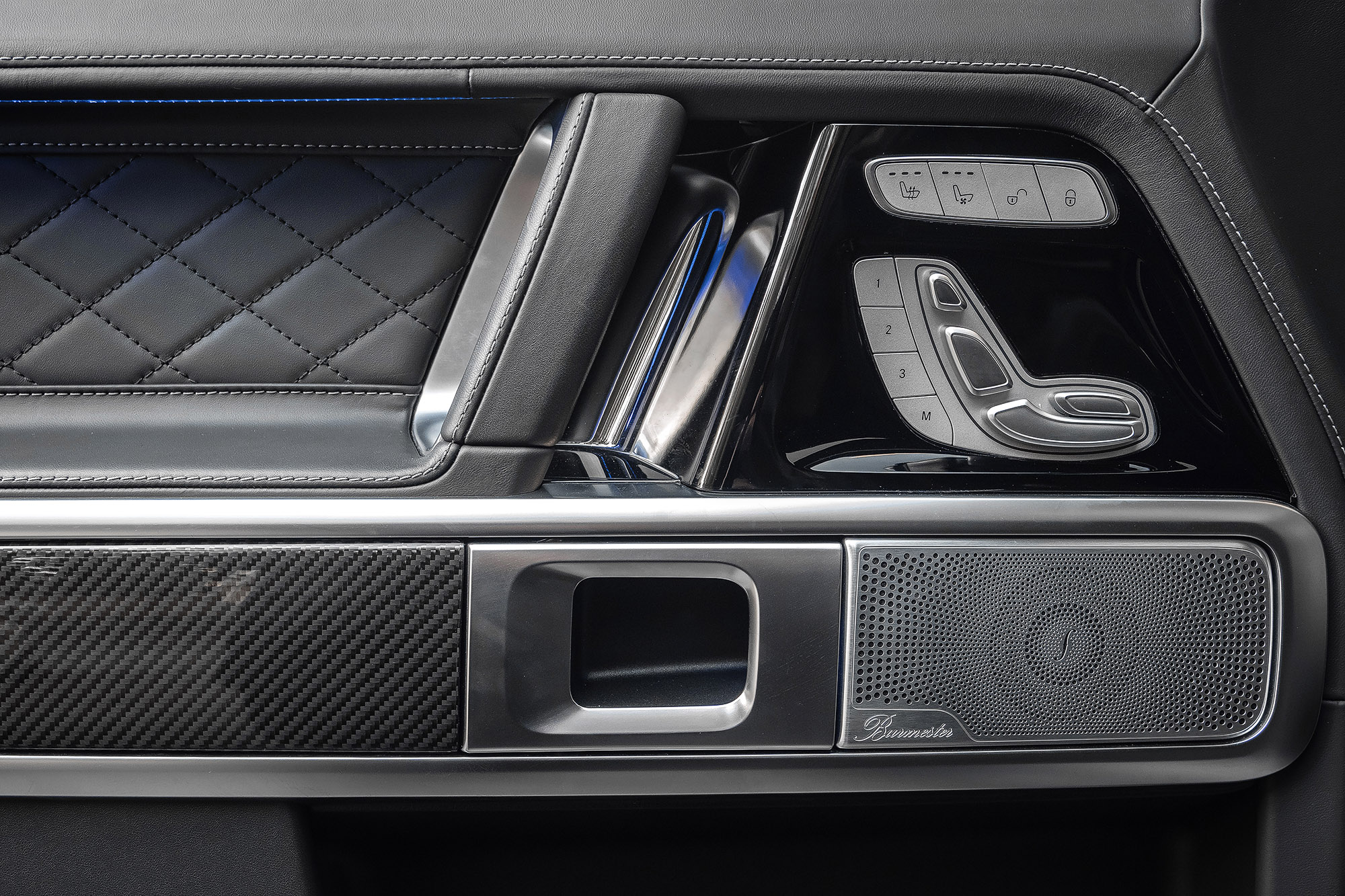 Аренда Mercedes G63 AMG rest. в Москве