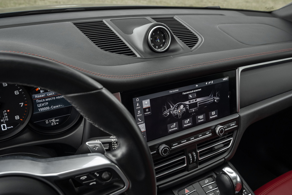 Аренда Porsche Macan в Санкт-Петербурге