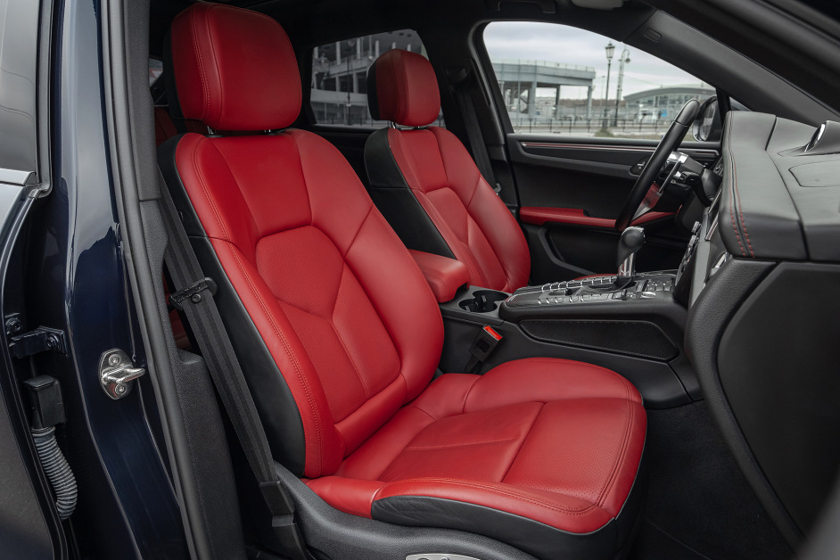 Аренда Porsche Macan в Санкт-Петербурге