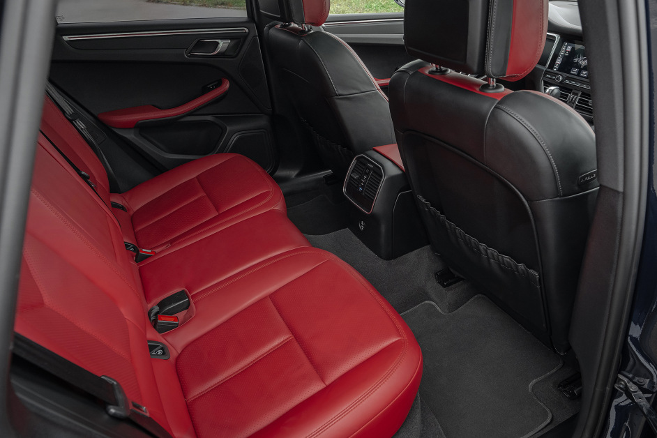 Аренда Porsche Macan в Санкт-Петербурге