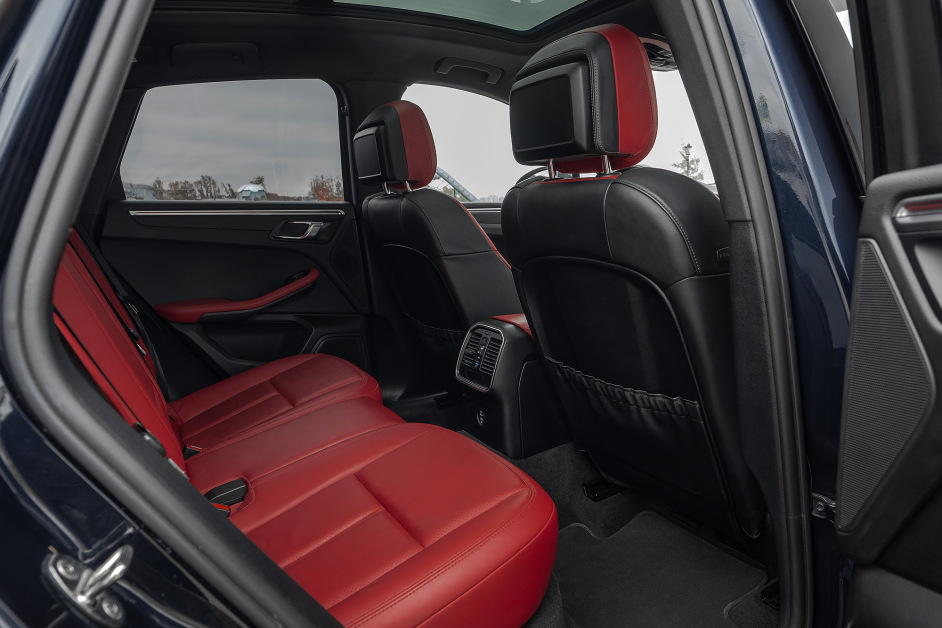 Аренда Porsche Macan в Санкт-Петербурге