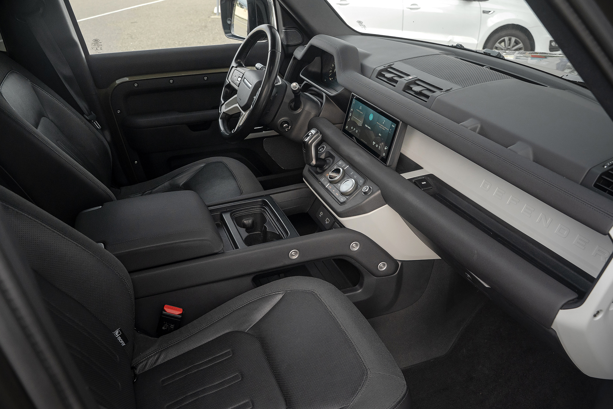 Аренда Land Rover Defender в Сочи