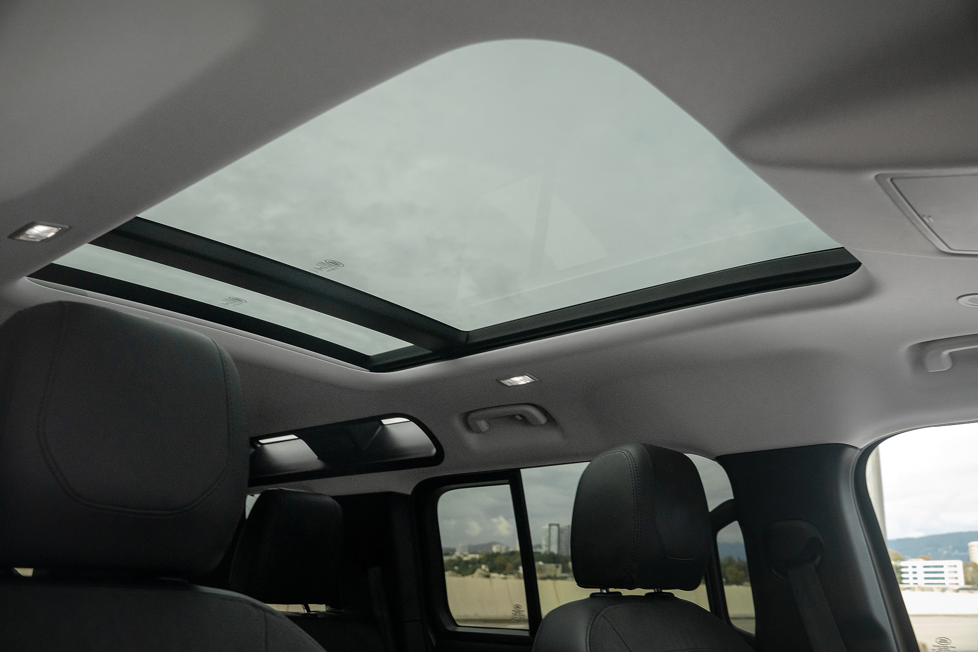 Аренда Land Rover Defender в Сочи