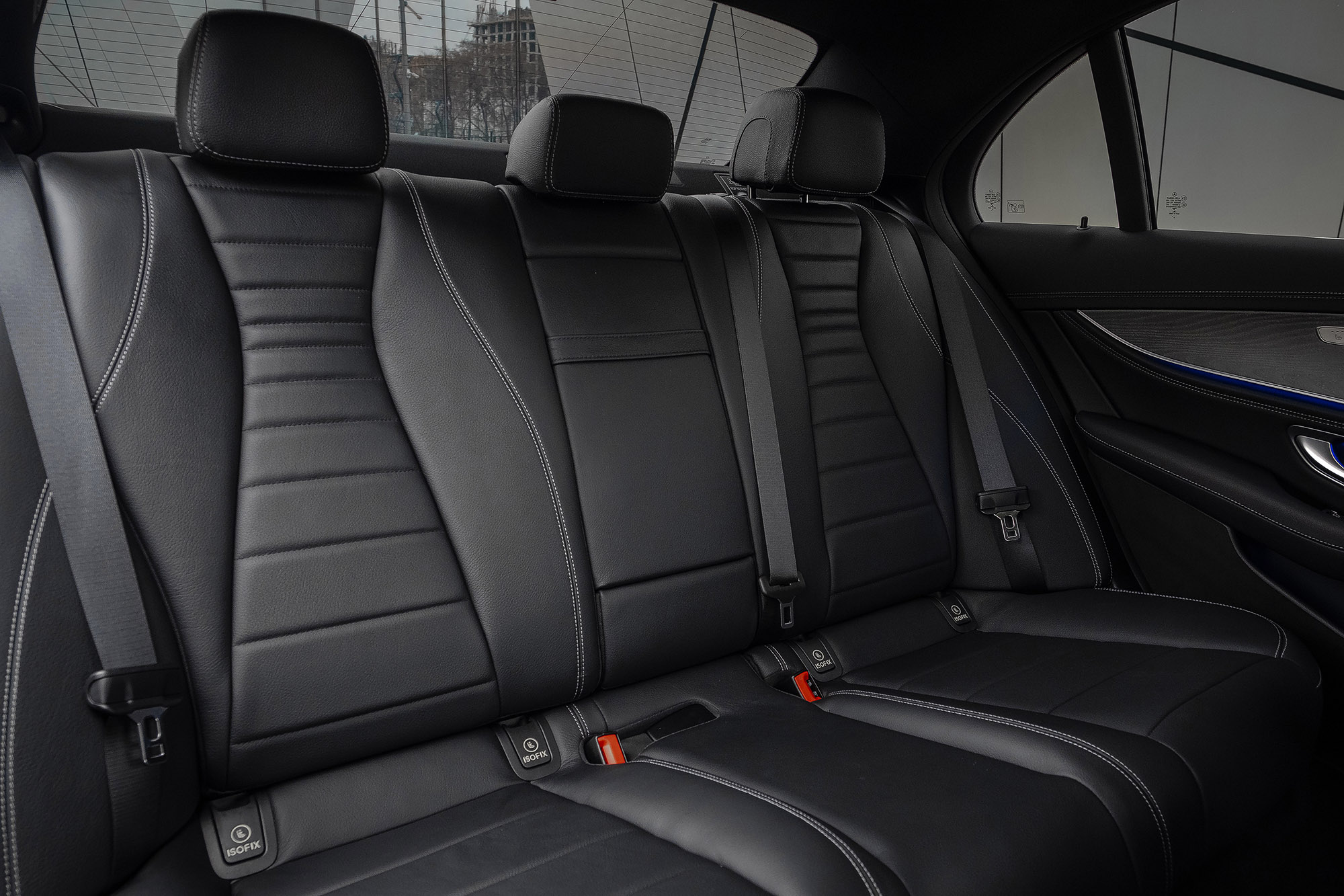 Аренда Mercedes E350 4matic в Москве