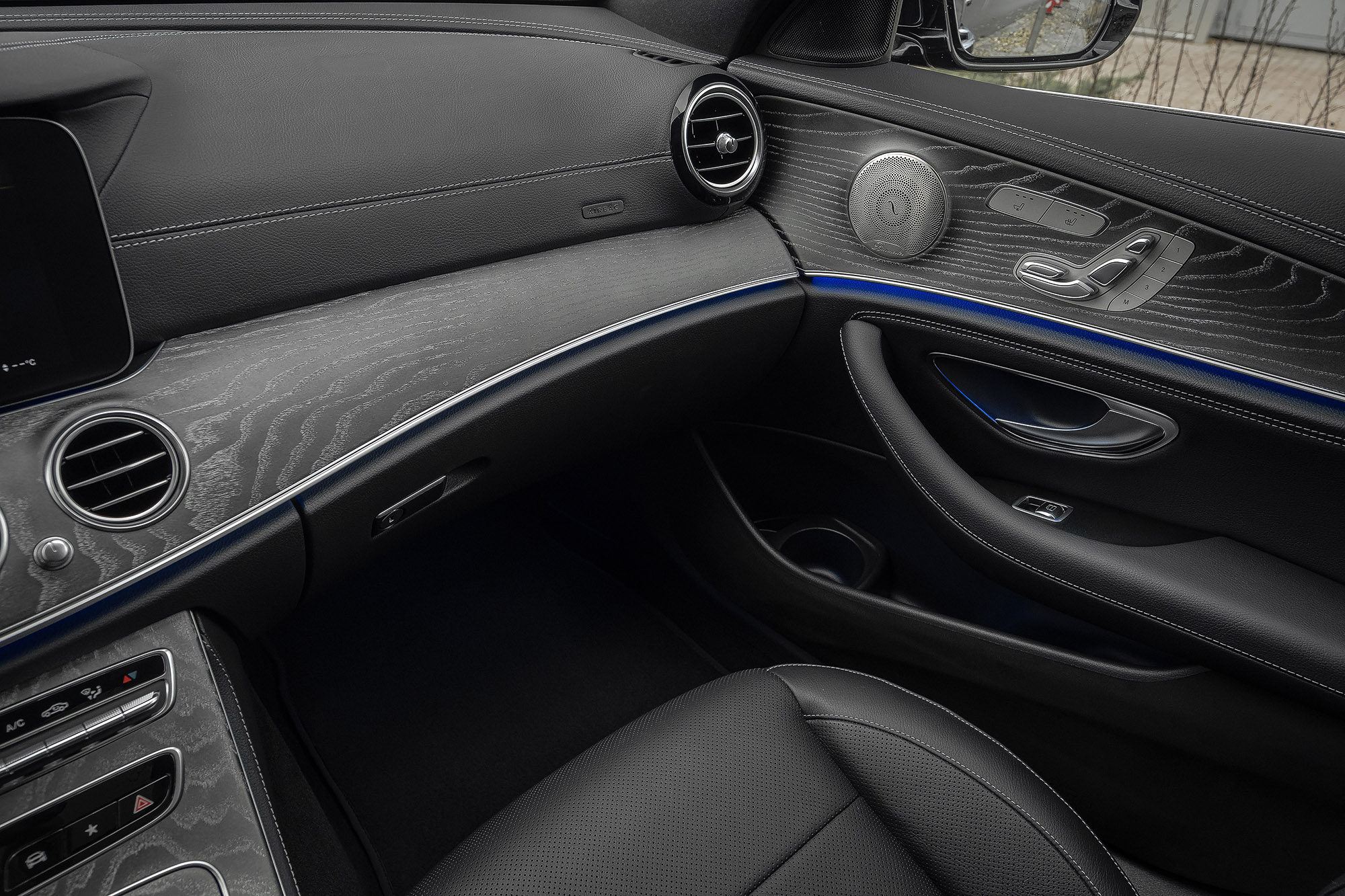 Аренда Mercedes E350 4matic в Москве