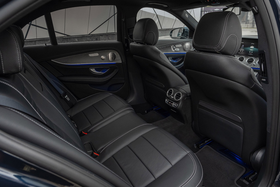 Аренда Mercedes E350 4matic в Москве