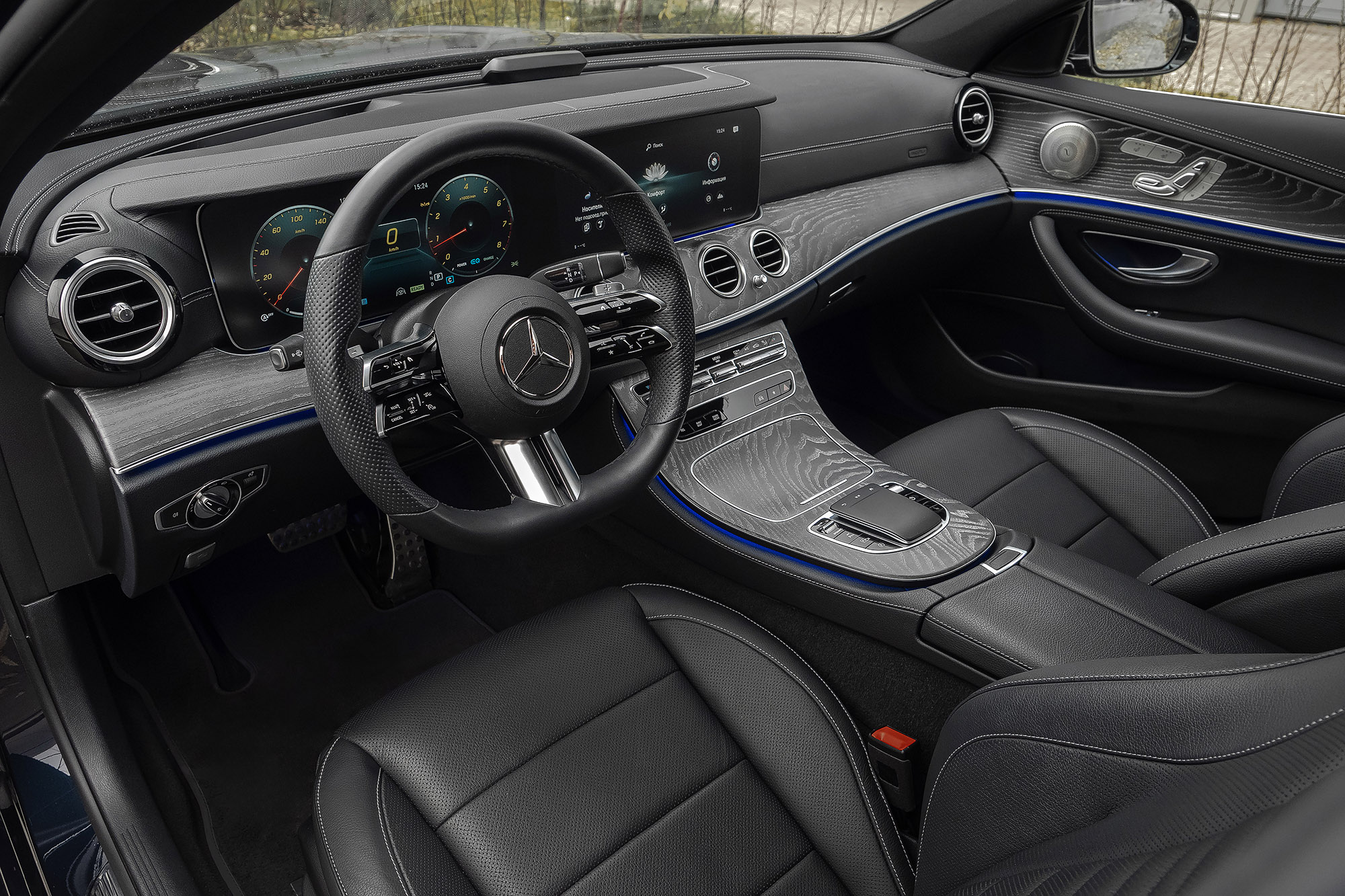 Аренда Mercedes E350 4matic в Москве