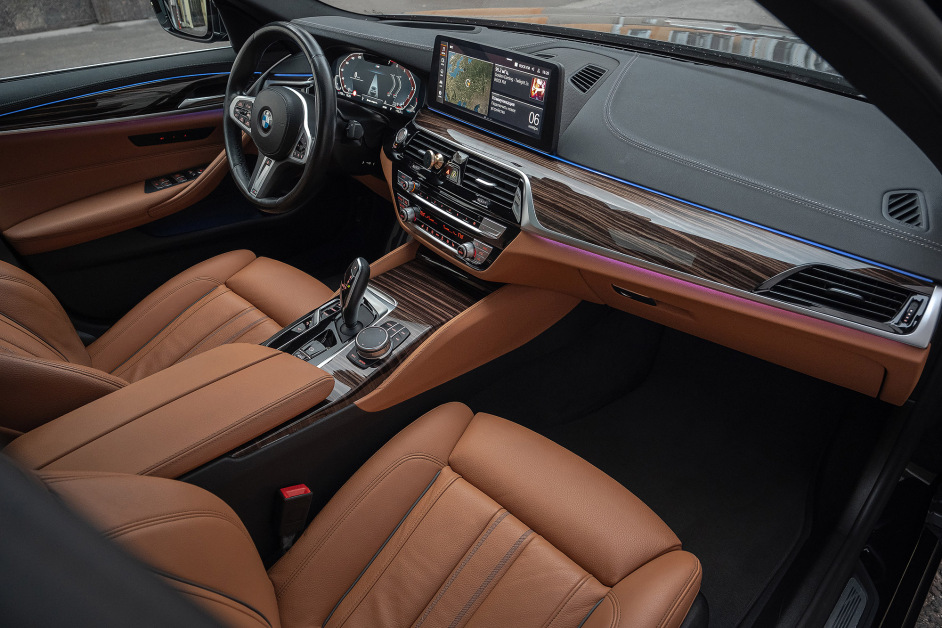 Аренда BMW 520i в Москве