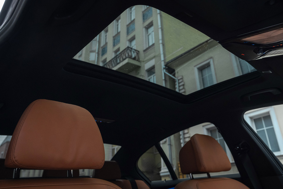 Аренда BMW 520i в Москве