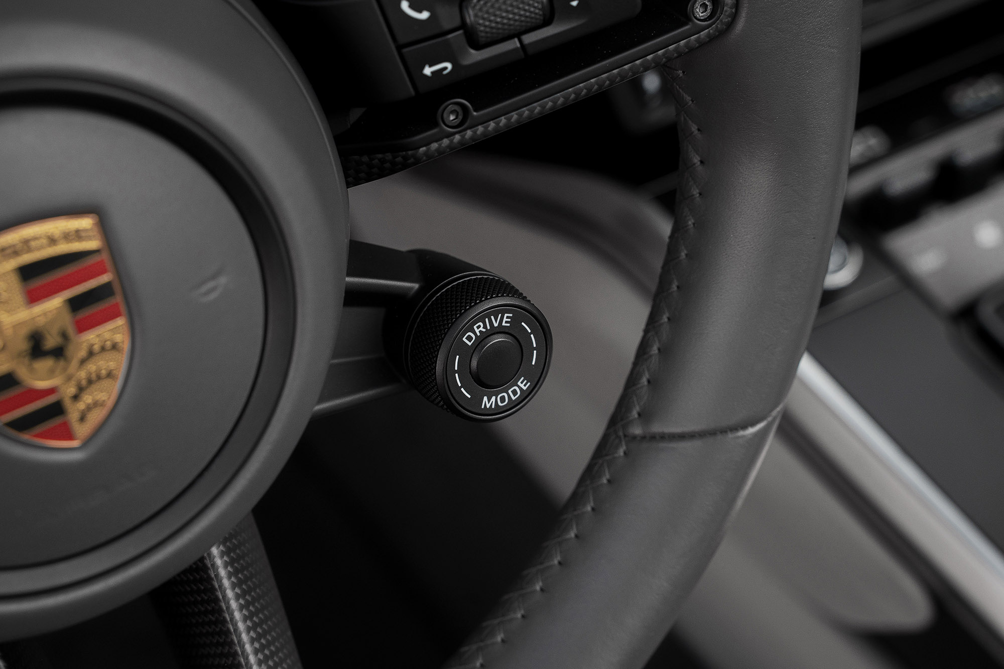 Аренда Porsche Carrera 4S в Сочи