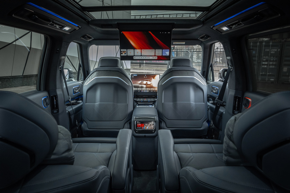 Аренда Zeekr 9X Max в Санкт-Петербурге