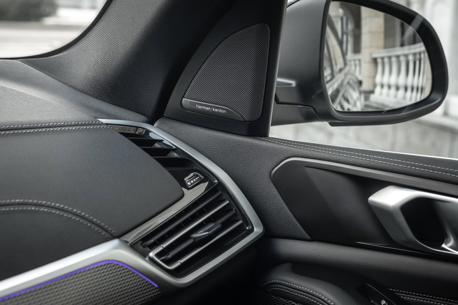 Аренда BMW X5 30d в Москве