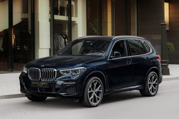 Аренда BMW X5 30d в Москве