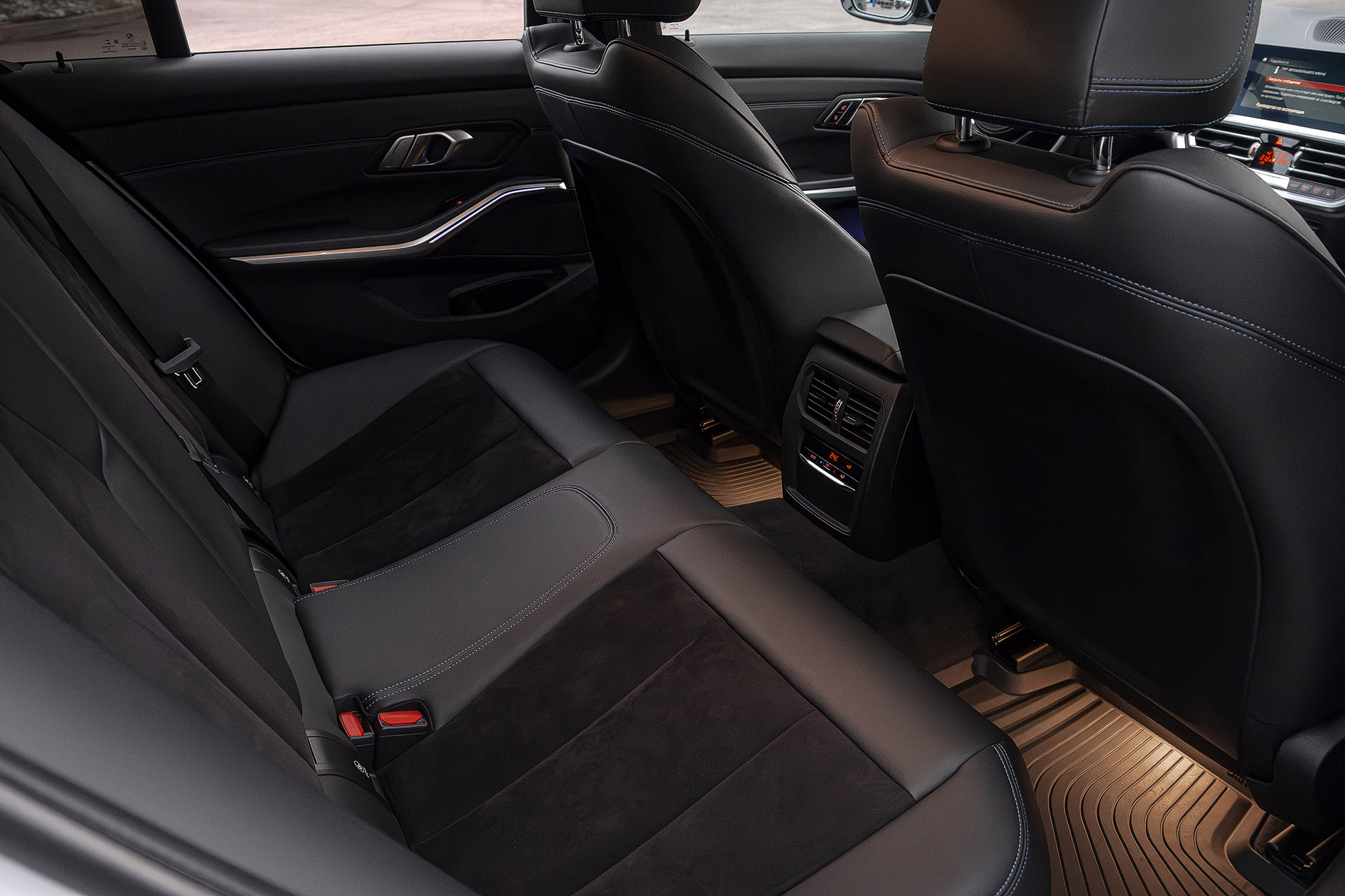 Аренда BMW 320d xDrive в Санкт-Петербурге