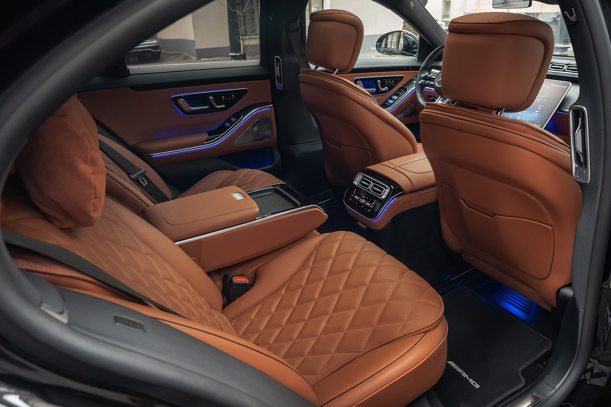 Аренда Mercedes S400d 4matic в Москве