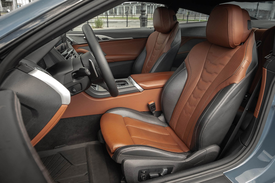 Аренда BMW 840i xDrive в Санкт-Петербурге