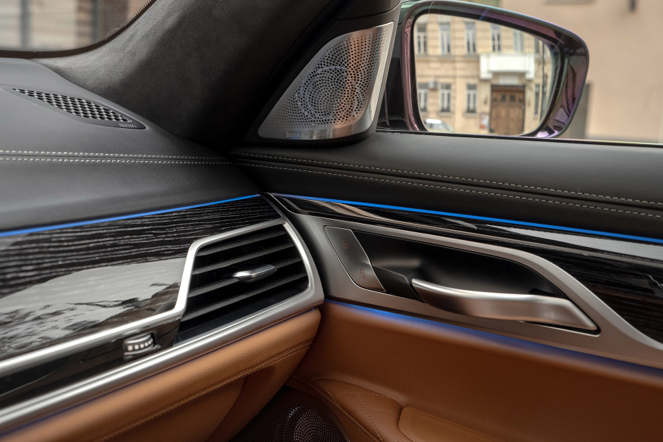 Аренда BMW 730Ld xDrive в Москве